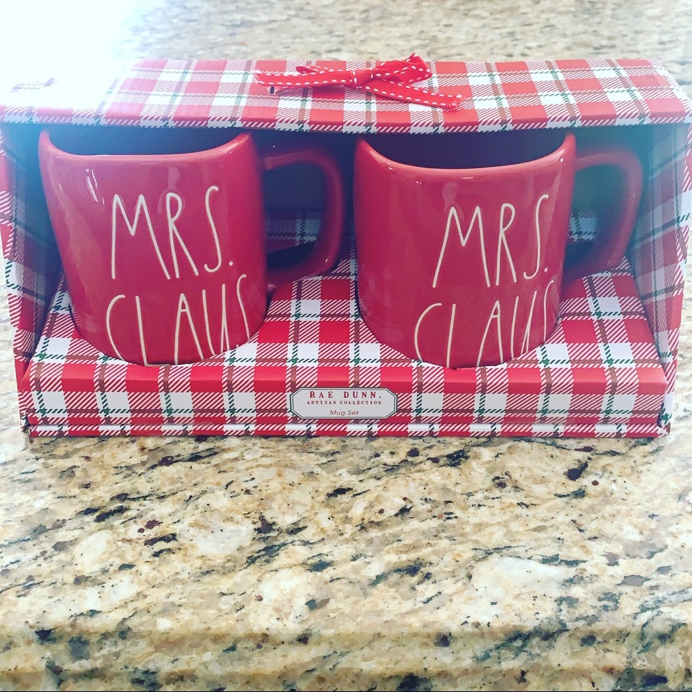Rae Dunn Mug Set